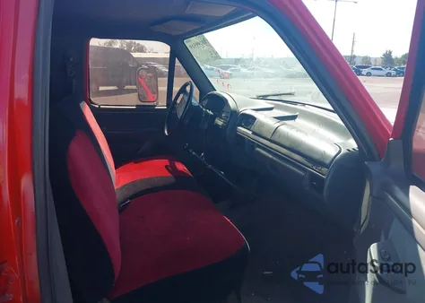 1992 Ford F350 из США, поврежденный, VIN 2FTJW35M9NCA52369